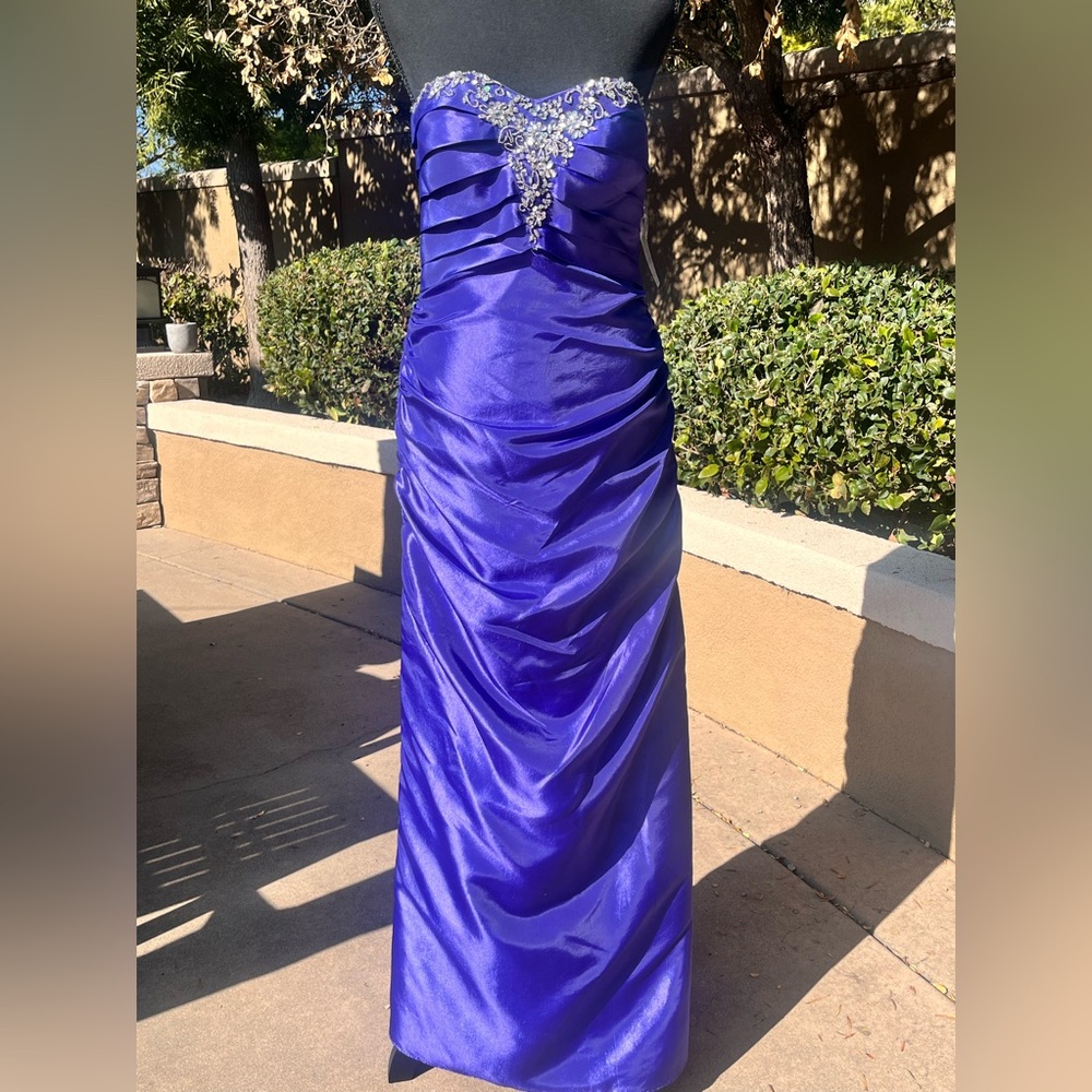 Onyx Nite Beautiful strapless dress homecoming prom gala formal gown 6